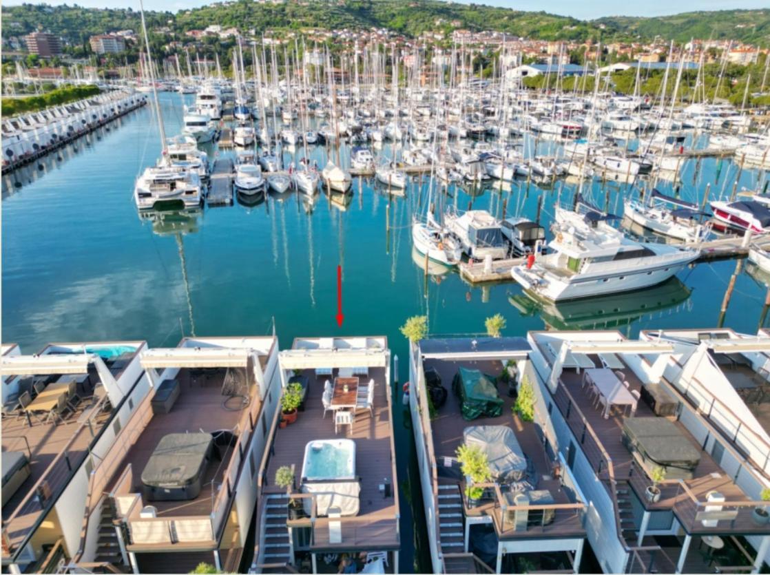 Floating Sea House Miramare Villa Portoroz Bagian luar foto
